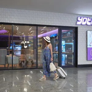 Hotel Yotelair Airport, Duty Free - International Transit Area, Istanbul