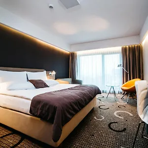 Hotel Q